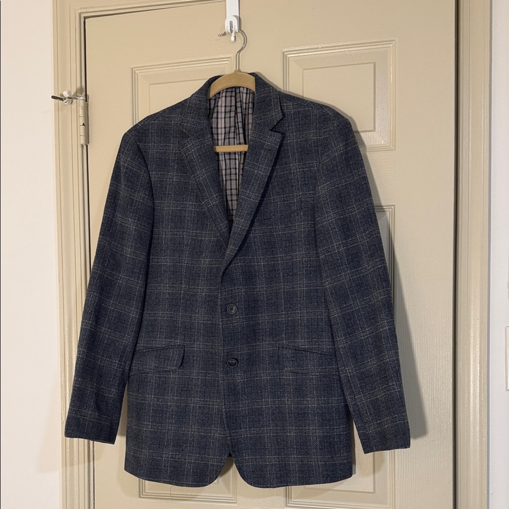 Joseph Abboud Charcoal and Blue Checkered Blazer CJ03